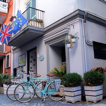 פוזולי B&B Darsena מראה חיצוני תמונה