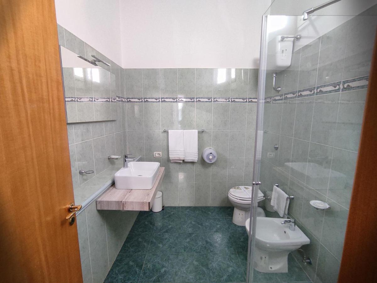 פוזולי B&B Darsena מראה חיצוני תמונה