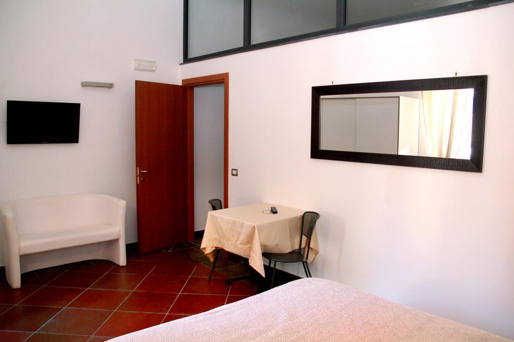 פוזולי B&B Darsena חדר תמונה